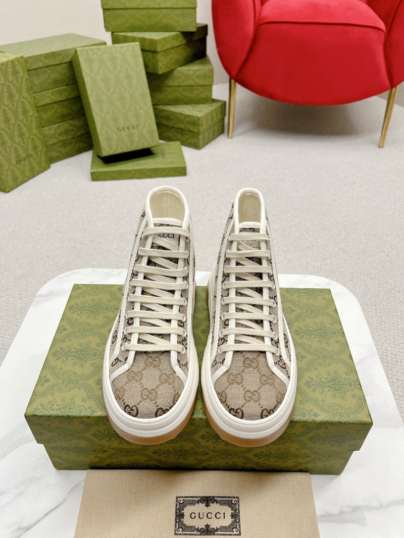 Gucci Casual Shoes